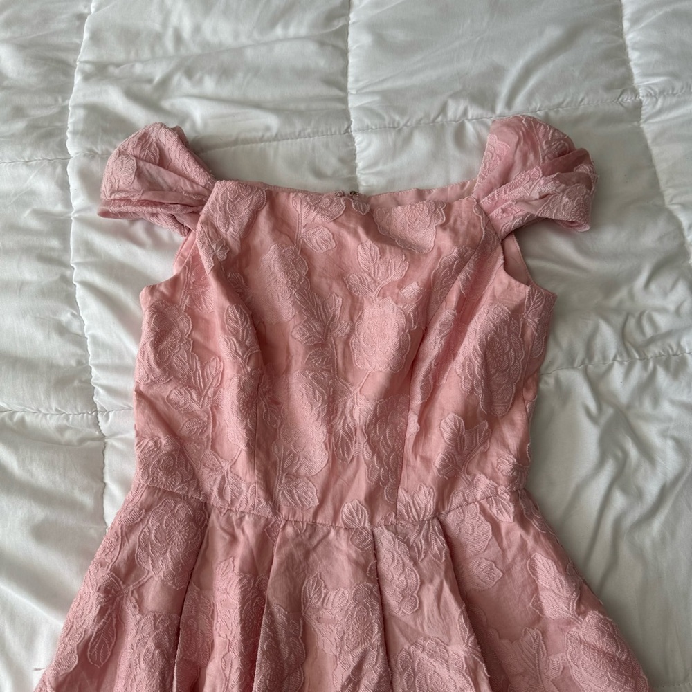 Gal Meets Glam Augusta Off-the-Shoulder Dress - Picture 6 of 8